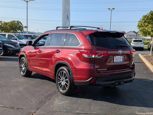 2018 Toyota Highlander SE