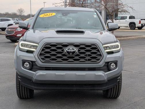 2021 Toyota Tacoma TRD Sport