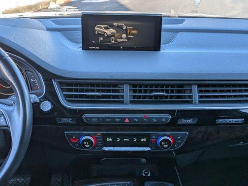 2019 Audi Q7 55 Prestige