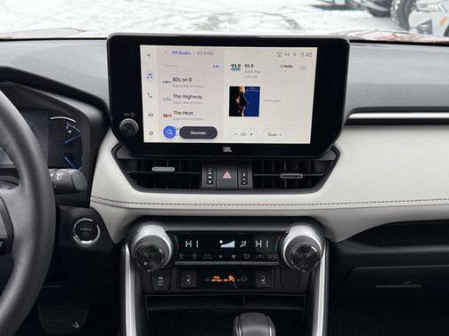 2025 Toyota RAV4 Hybrid XLE Premium