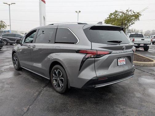 Heavy Metal 2026 Toyota Sienna Platinum