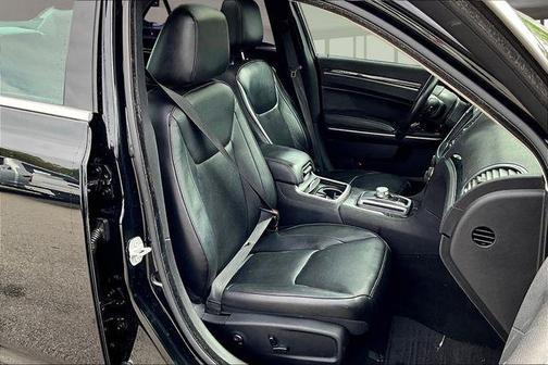 2020 Chrysler 300 Limited