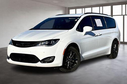 2020 Chrysler Pacifica L