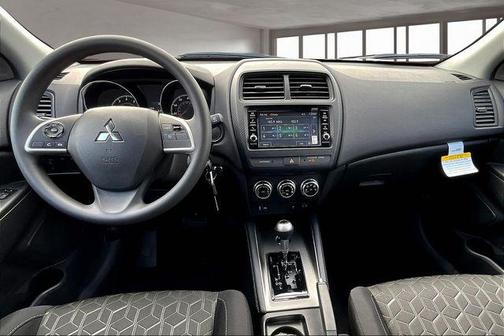 2025 Mitsubishi Outlander Sport 2.0 ES