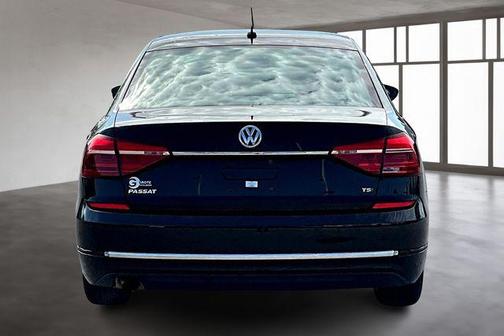 2016 Volkswagen Passat 1.8T S