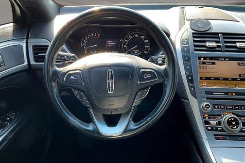 2017 Lincoln MKZ Premiere