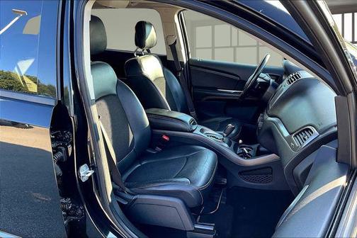 2020 Dodge Journey Crossroad