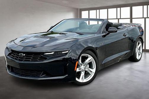 2020 Chevrolet Camaro RWD Convertible LT1