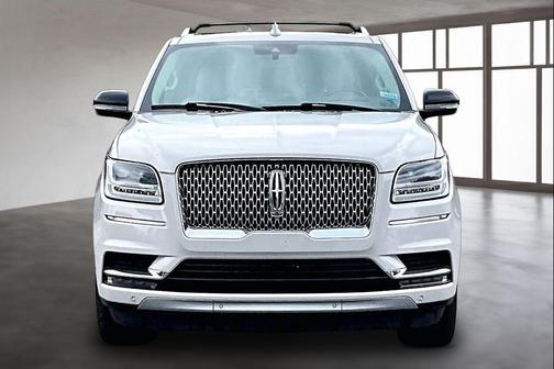 WHITE 2019 Lincoln Navigator L Reserve