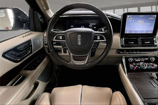 WHITE 2019 Lincoln Navigator L Reserve