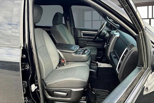 2021 RAM 1500 Classic SLT