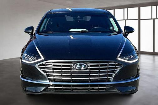 2023 Hyundai SONATA Hybrid Base