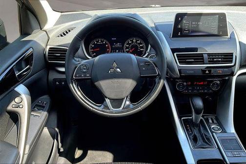 2020 Mitsubishi Eclipse Cross SE