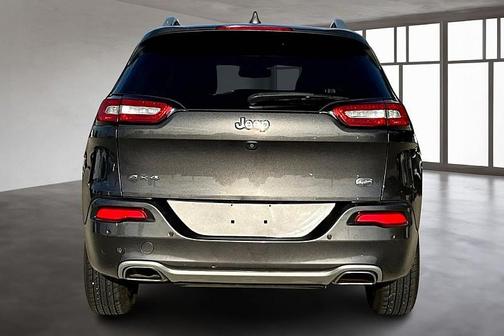 2018 Jeep Cherokee Overland