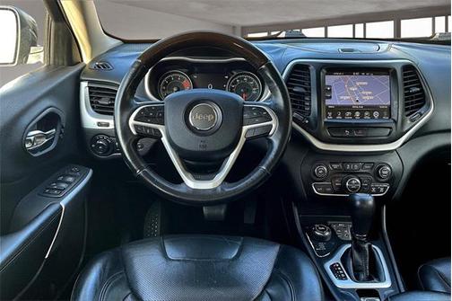2018 Jeep Cherokee Overland