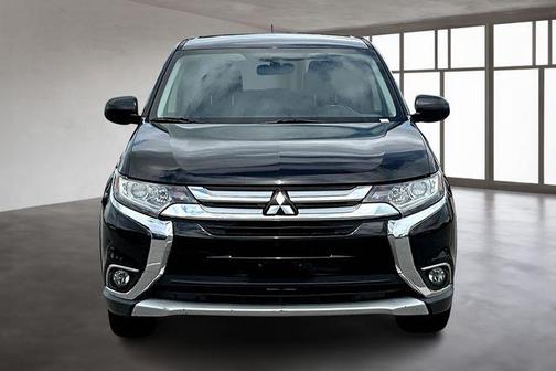 2016 Mitsubishi Outlander ES