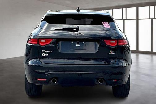 2019 Jaguar F-PACE S