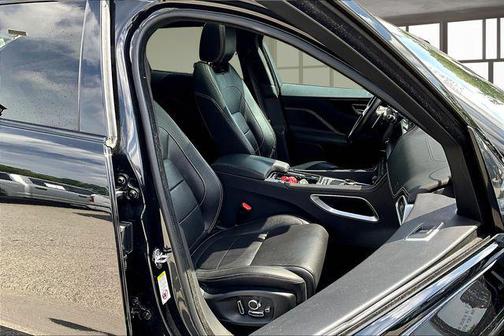 2019 Jaguar F-PACE S