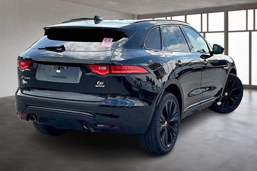 2019 Jaguar F-PACE S