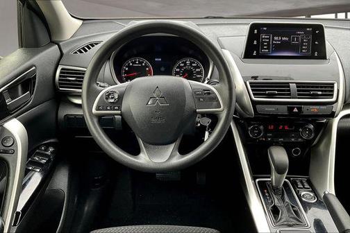 2020 Mitsubishi Eclipse Cross LE