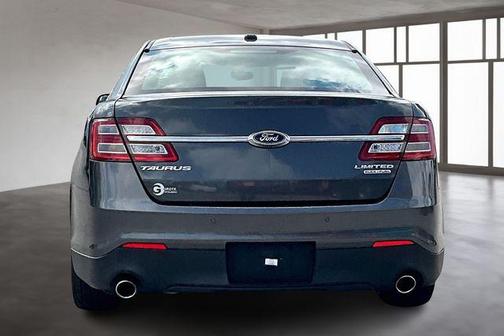 2015 Ford Taurus Limited