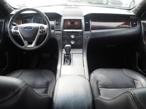 2015 Ford Taurus Limited