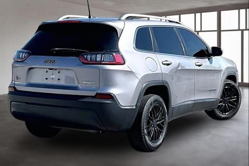 Billet Silver Metallic Clearcoat 2019 Jeep Cherokee Latitude