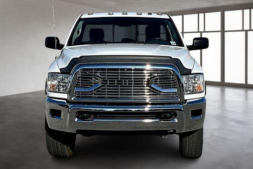 2017 RAM 2500 Tradesman Regular Cab 4x4 8' Box