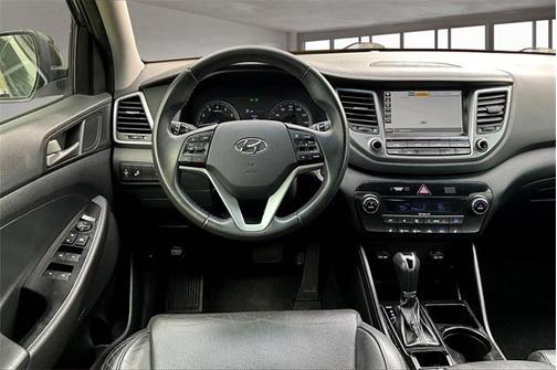 2018 Hyundai TUCSON SEL Plus
