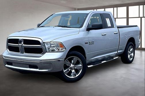 2016 RAM 1500 SLT