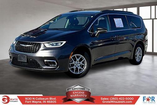2022 Chrysler Pacifica Touring L