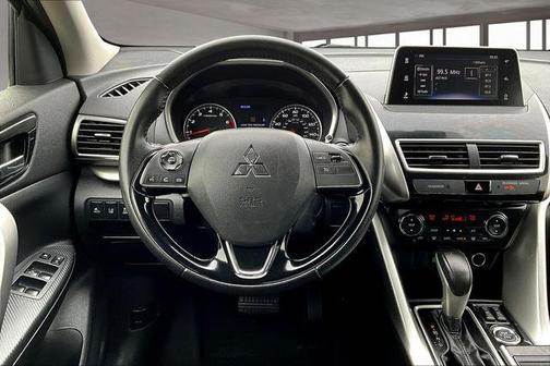 2020 Mitsubishi Eclipse Cross SE