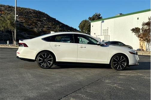2023 Honda Accord Hybrid Touring