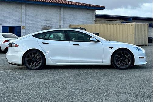 2022 Tesla Model S Base