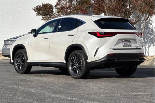 2025 Lexus NX 350h Premium