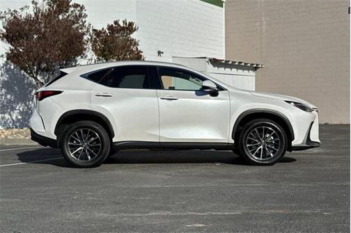 2025 Lexus NX 350h Premium