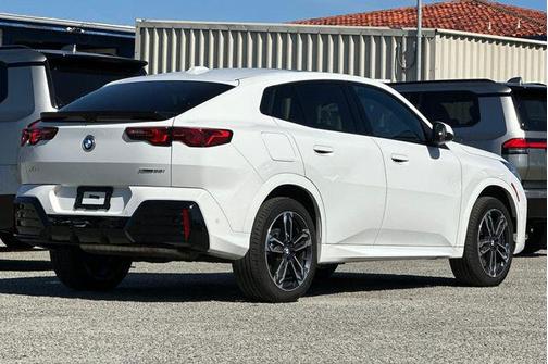 2025 BMW X2 xDrive28i