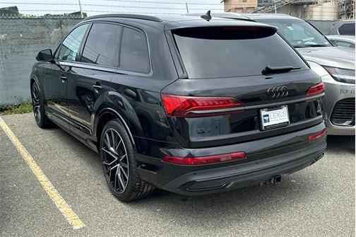 2023 Audi Q7 55 Prestige