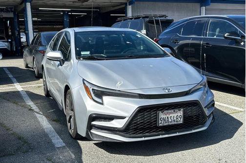 Classic Silver Metallic 2024 Toyota Corolla XSE