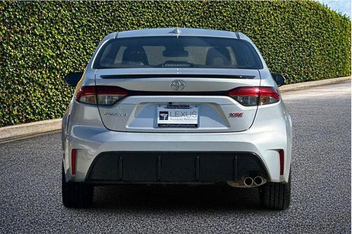 Classic Silver Metallic 2024 Toyota Corolla XSE