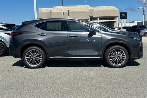 2025 Lexus NX 350h Premium