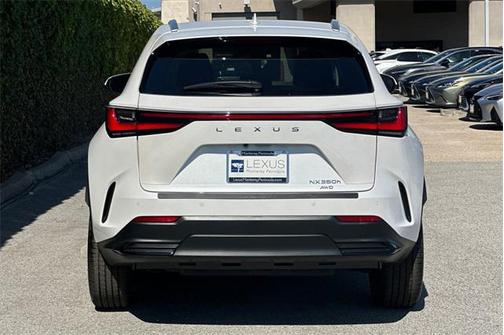 2025 Lexus NX 350h Premium