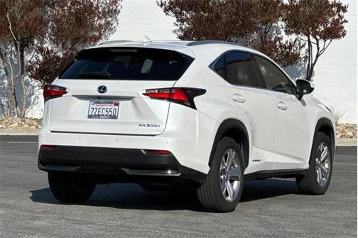 2017 Lexus NX 300h Base