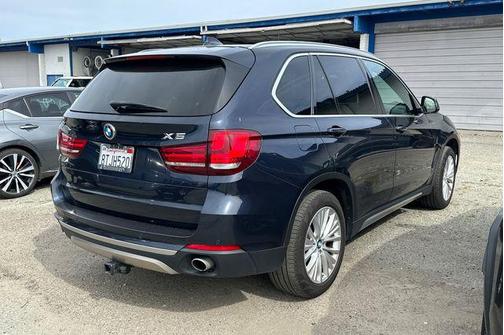 Imperial Blue Metallic 2017 BMW X5 xDrive35d
