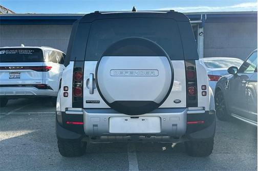 2020 Land Rover Defender 110 First Edition