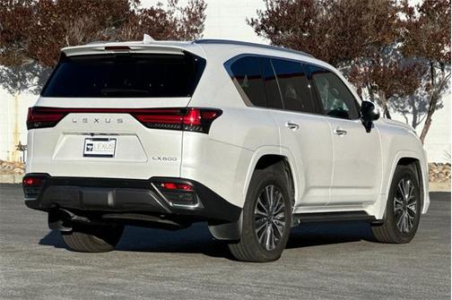 2024 Lexus LX 600 Premium