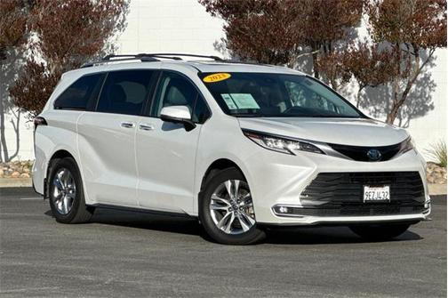 2023 Toyota Sienna Limited 7-Passenger