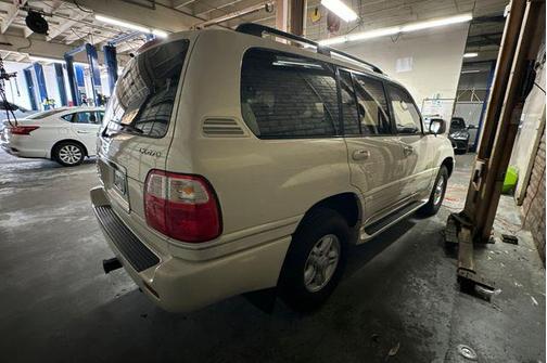 Golden Pearl/CK 1998 Lexus LX 470 Base