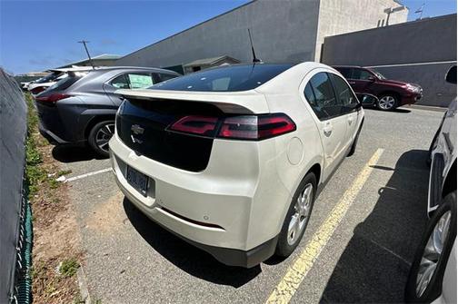 2011 Chevrolet Volt Base