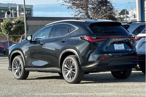 2026 Lexus NX 350h Premium